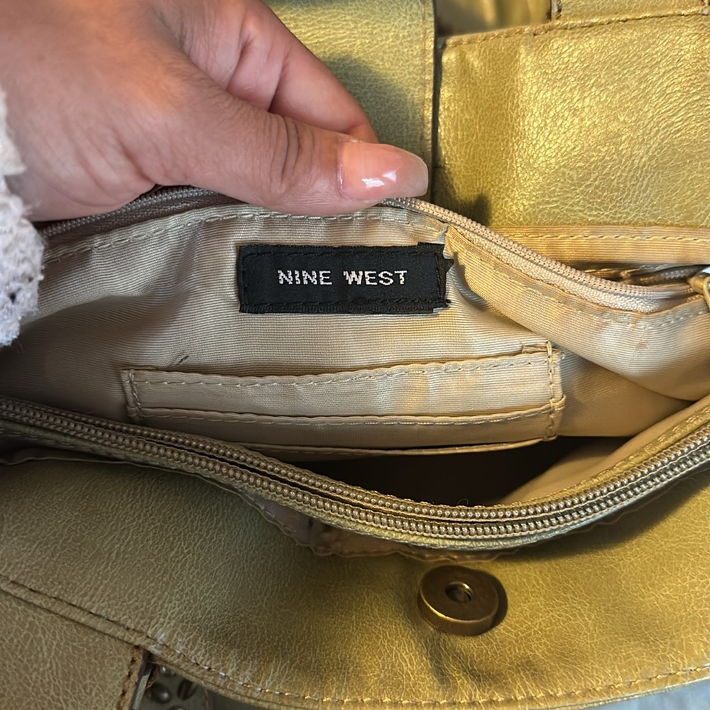 Y2K olive green Nine West leather shoulder bag - Picture 13 of 14